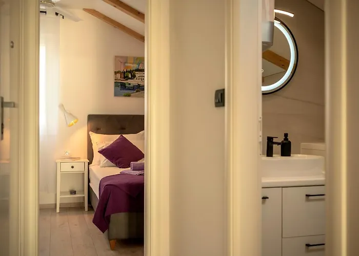 The Elegance Nest - Zf Hvar Lägenhet