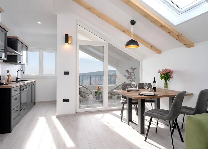 The Elegance Nest - Zf Hvar 赫瓦尔